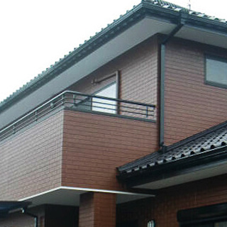 築20年のタイル調サイディングの外壁塗装事例（神奈川県綾瀬市）