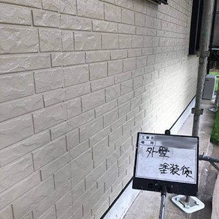 色あせた外壁とチョーキングの発生した雨どいを塗り替えメンテナンス（東京都多摩市）