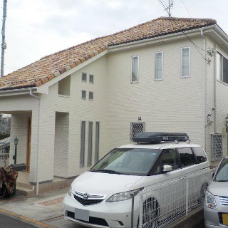 おしゃれな洋風住宅をオフホワイトで塗装！清潔感と明るさがアップ！（神奈川県三浦市）