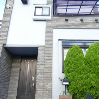 モルタル外壁とベランダを塗装、屋根の重ね葺きも施工したK様邸！（神奈川県横浜市）